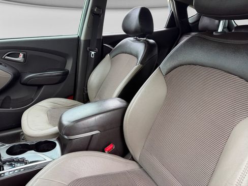 Used 2013 Hyundai Tucson GLS AWD/4WD image 23