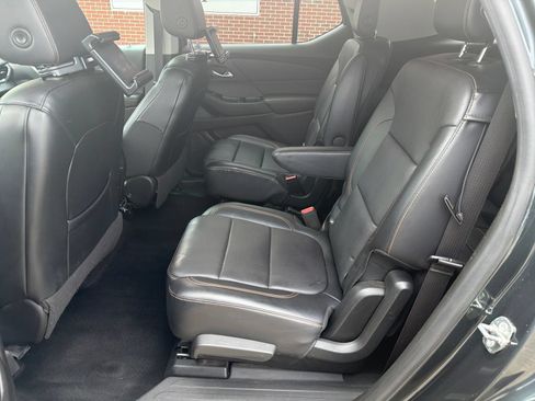 Used 2018 Chevrolet Traverse Premier AWD/4WD image 28