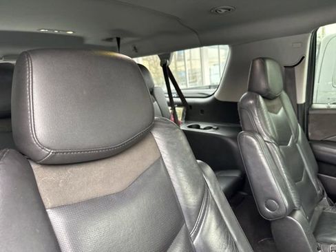 Used 2020 Cadillac Escalade ESV Luxury image 14