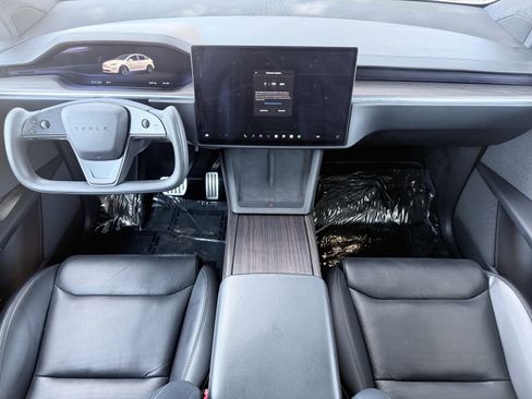 Used 2023 Tesla Model X image 69