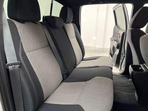 Used 2023 Toyota Tacoma TRD Off-Road image 18