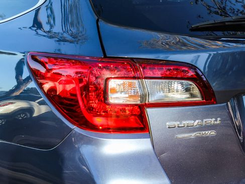 Used 2018 Subaru Outback 2.5i Limited w/ Protection Package #1 image 7