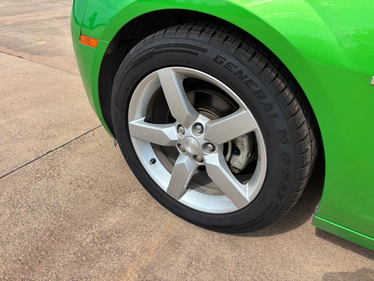 Used 2010 Chevrolet Camaro LT RWD image 20