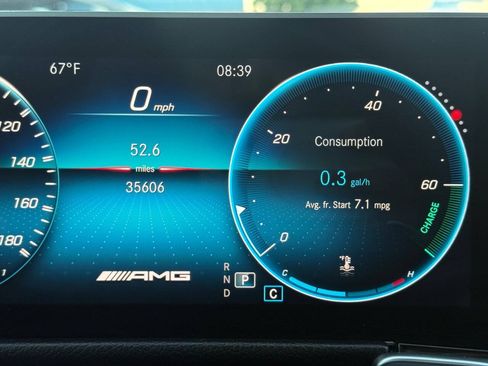 Used 2021 Mercedes-Benz GLB 35 AMG 4MATIC w/ AMG Night Package image 39