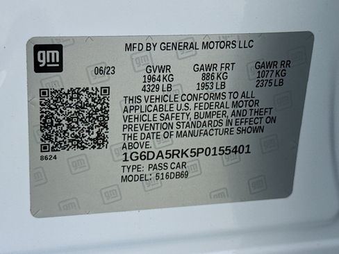 Used 2023 Cadillac CT4 Luxury w/ Cold Weather Package RWD image 32