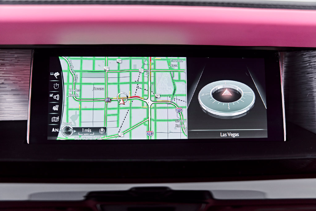 Used 2024 Rolls-Royce Phantom Sedan w/ The Phantom Package RWD image 82