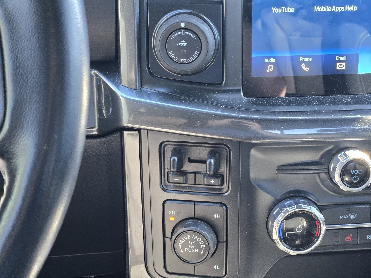 Used 2022 Ford F150 XLT w/ Equipment Group 302A High AWD/4WD image 7