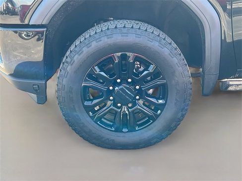 Used 2021 GMC Sierra 3500 Denali w/ Denali Black Diamond Edition image 28