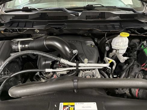 Used 2019 RAM 1500 Big Horn AWD/4WD image 24
