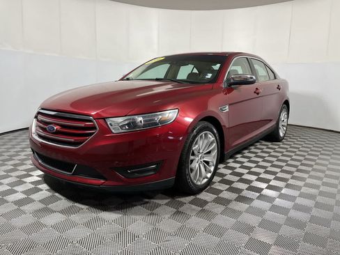 Used 2017 Ford Taurus Limited FWD image 4