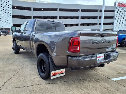 Used 2026 RAM 3500 Laramie w/ Night Edition AWD/4WD image 4