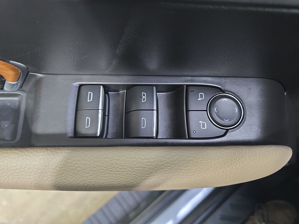 Used 2026 GMC Canyon Denali AWD/4WD image 29