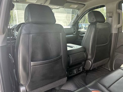Used 2023 Chevrolet Silverado 1500 LT RWD image 16