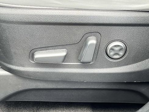 Used 2023 Hyundai Palisade SEL w/ Premium Package FWD image 24