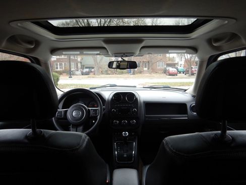 Used 2016 Jeep Patriot High Altitude image 22