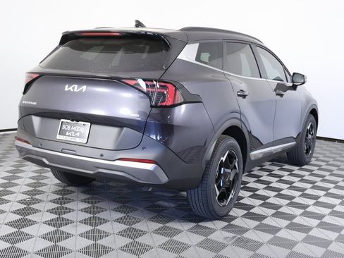 New 2026 Kia Sportage EX w/ EX Panorama Roof Package image 4