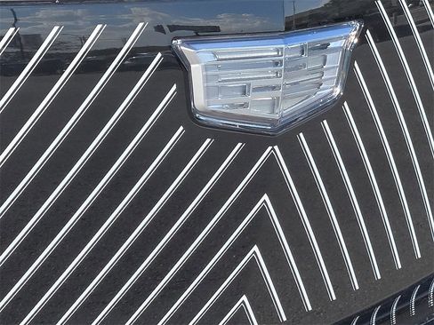 New 2026 Cadillac Vistiq Luxury w/ LPO, Floor Liner Package image 7