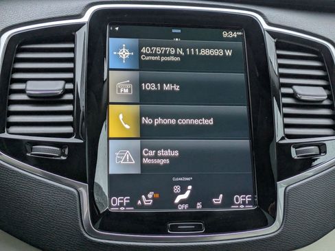 Used 2021 Volvo XC90 T6 Momentum w/ Advanced Package image 20