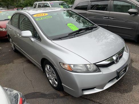 Used 2011 Honda Civic LX image 2