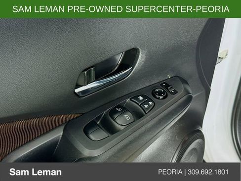 Used 2023 Nissan Kicks SR FWD image 17