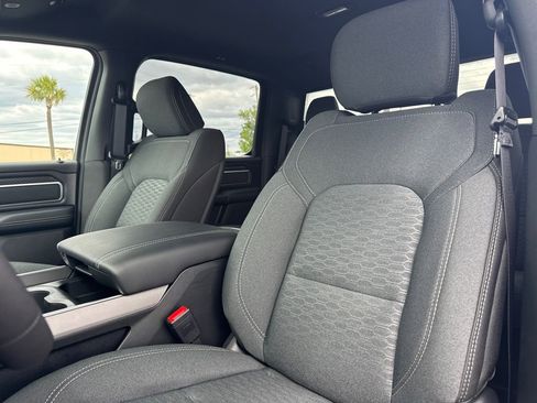 New 2026 RAM 1500 4x4 Crew Cab image 14
