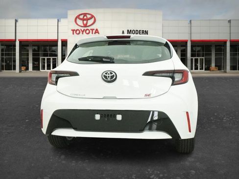 New 2026 Toyota Corolla SE FWD image 12