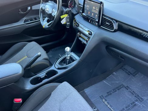 Used 2020 Hyundai Veloster Turbo R-Spec FWD image 16