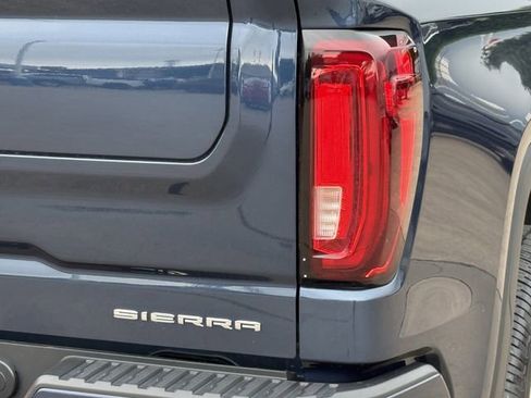 Used 2021 GMC Sierra 1500 Denali w/ Denali Ultimate Package AWD/4WD image 7