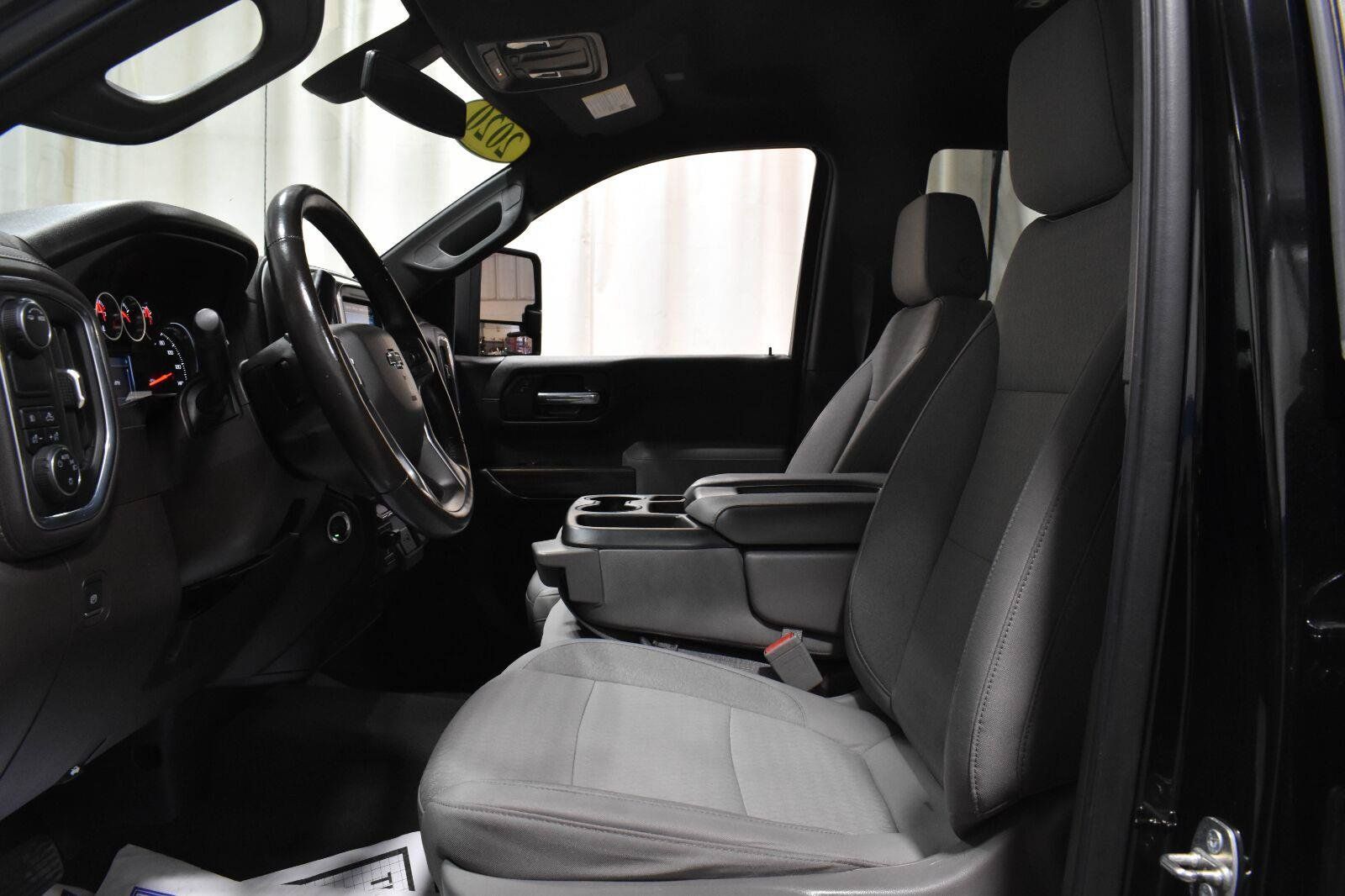 Used 2020 Chevrolet Silverado 1500 RST w/ All-Star Edition RWD image 3