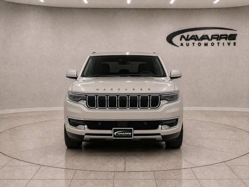 Used 2022 Jeep Wagoneer Series III w/ Rear Seat Video Group 1 RWD image 2