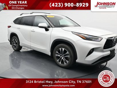 Used 2022 Toyota Highlander XLE