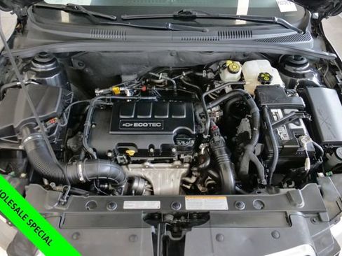 Used 2014 Chevrolet Cruze LT image 8