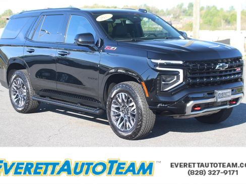 Used 2025 Chevrolet Tahoe Z71 AWD/4WD image 1