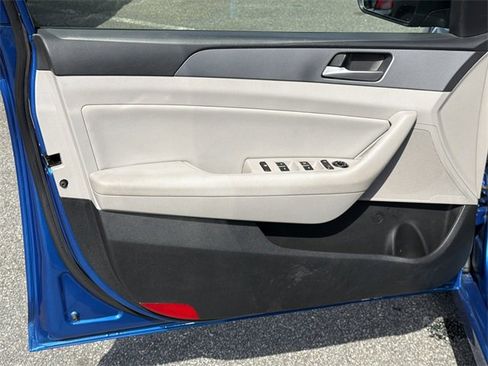 Used 2018 Hyundai Sonata SEL image 10
