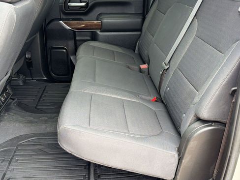 Used 2023 GMC Sierra 3500 SLE w/ SLE Value Package AWD/4WD image 19