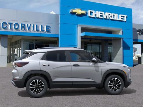 New 2026 Chevrolet TrailBlazer LT FWD image 5