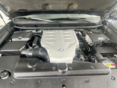 Used 2017 Lexus GX 460 w/ Navigation Package AWD/4WD image 34