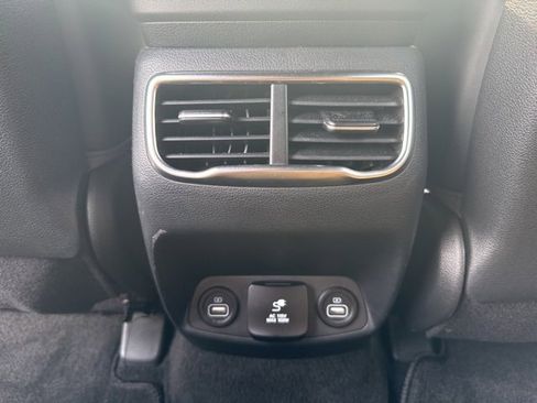 Used 2022 Hyundai Santa Fe Calligraphy image 14