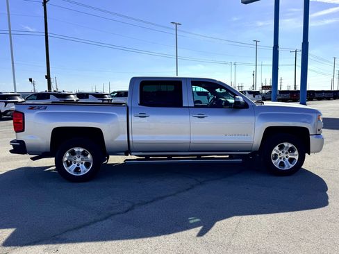 Used 2018 Chevrolet Silverado 1500 LT w/ All Star Edition image 5