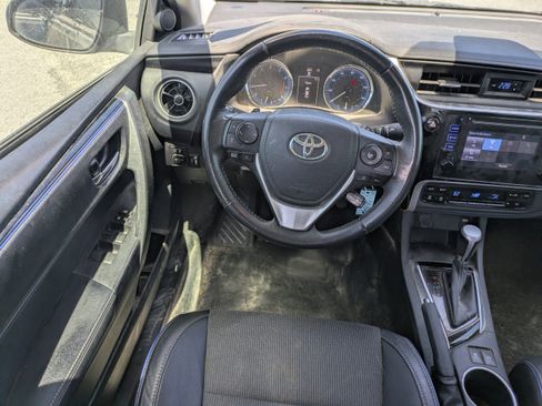 Used 2017 Toyota Corolla SE image 13