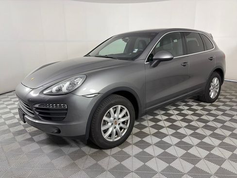 Used 2013 Porsche Cayenne image 3
