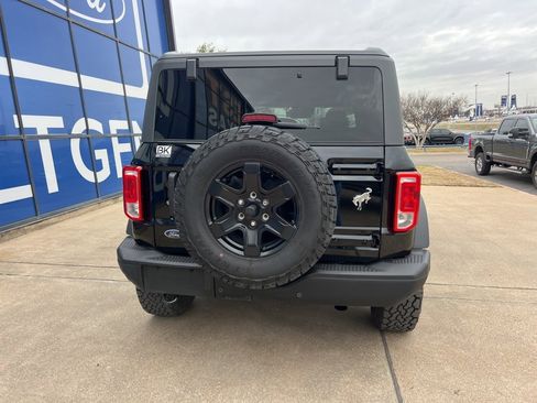 Used 2024 Ford Bronco Black Diamond image 6
