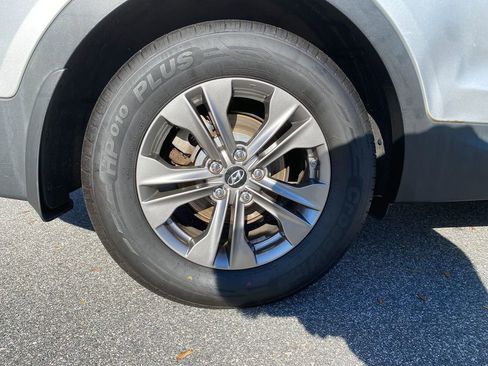 Used 2013 Hyundai Santa Fe Sport w/ Popular Equipment Pkg image 29