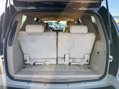 Used 2007 GMC Yukon Denali image 5