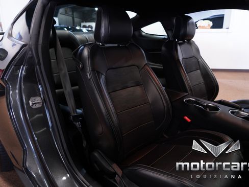 Used 2019 Ford Mustang Premium w/ Ecoboost Performance Package image 31
