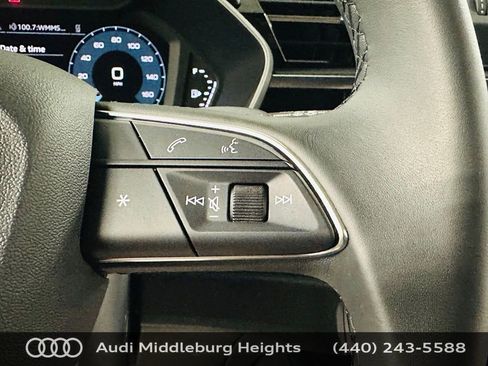 Certified 2025 Audi Q3 2.0T Premium w/ Convenience Plus Package AWD/4WD image 19