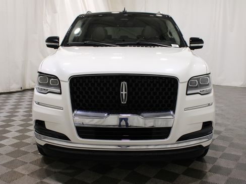 Used 2023 Lincoln Navigator Black Label AWD/4WD image 32