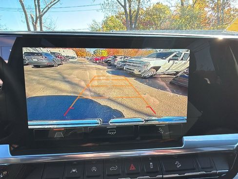 New 2026 GMC Sierra 1500 Elevation image 14