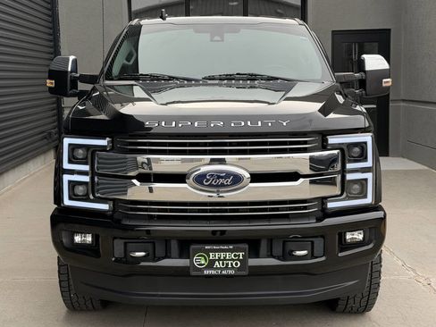 Used 2019 Ford F250 Lariat w/ Lariat Ultimate Package AWD/4WD image 4