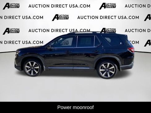 Used 2024 Honda Pilot Touring image 8